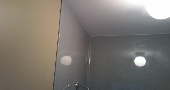 Onyx Shower Surround to ceiling 6