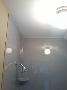 Onyx Shower Surround to ceiling 2