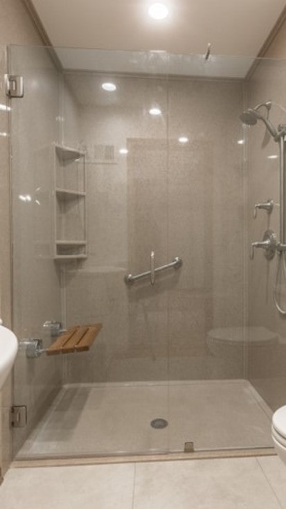 Onyx shower with safety bars